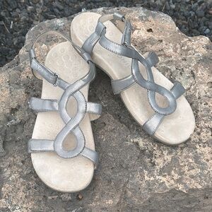 Vionic Silver Sandals Comfort Sporty Design